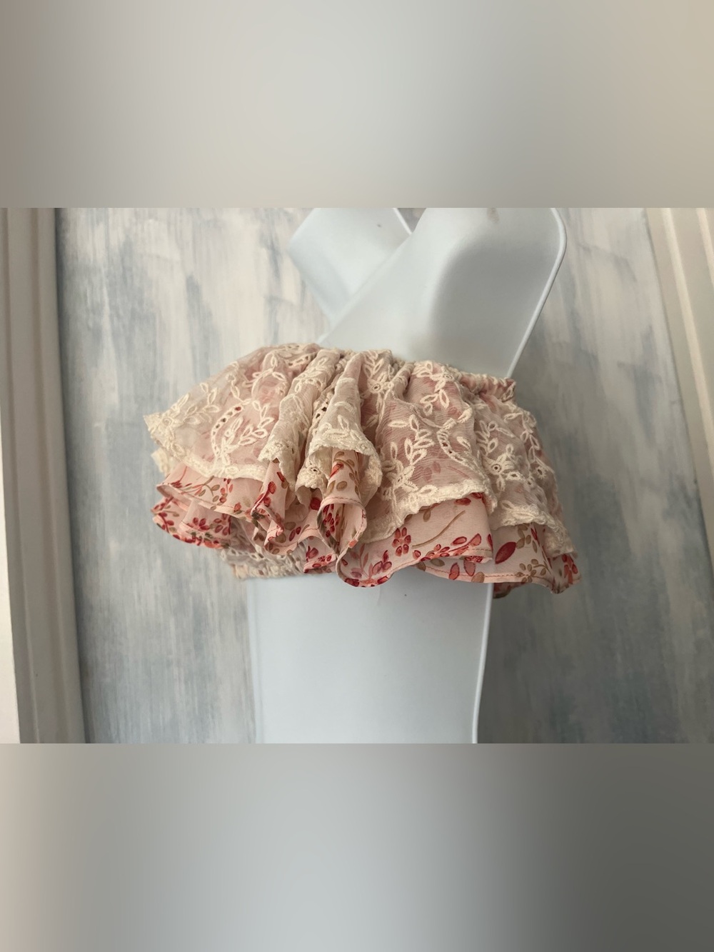 FL&L ‘Sweet Disposition’ Ruffle Crop Top - Picture 7 of 11